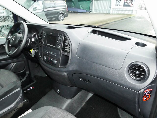 MERCEDES-BENZ Vito 114 TourerPro,Extralang,Desperados,9GTr - Kleinbus, Personentransporter: das Bild 3 MERCEDES-BENZ Vito 114 TourerPro,Extralang,Desperados,9GTr - Kleinbus, Personentransporter: das Bild 3
