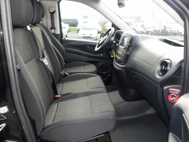 MERCEDES-BENZ Vito 116CDI lang,TourerPro,2Klima,9Sitze,Kamera - Kleinbus, Personentransporter: das Bild 2 MERCEDES-BENZ Vito 116CDI lang,TourerPro,2Klima,9Sitze,Kamera - Kleinbus, Personentransporter: das Bild 2