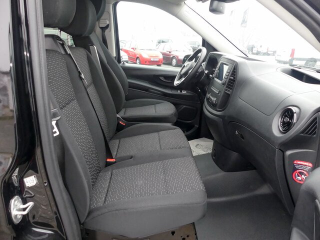 MERCEDES-BENZ Vito 116CDI lang,TourerPro,2Klima,9Sitze,Kamera - Kleinbus, Personentransporter: das Bild 3 MERCEDES-BENZ Vito 116CDI lang,TourerPro,2Klima,9Sitze,Kamera - Kleinbus, Personentransporter: das Bild 3