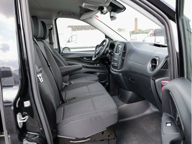 MERCEDES-BENZ Vito 116CDI lang,TourerPro,2xKlima,9Sitze,Kamera - Personentransporter: das Bild 3 MERCEDES-BENZ Vito 116CDI lang,TourerPro,2xKlima,9Sitze,Kamera - Personentransporter: das Bild 3