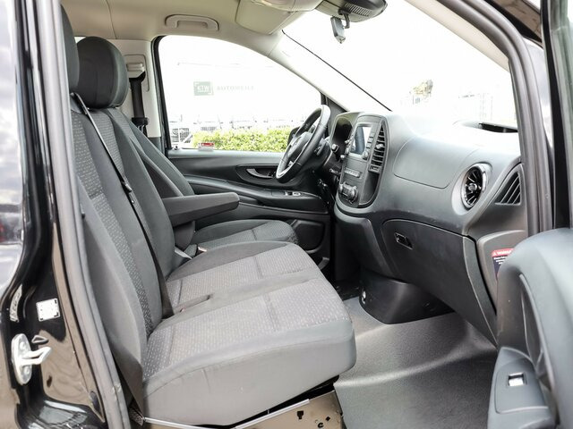 MERCEDES-BENZ Vito 116TourerPro ,Extralang,2xKlima,Kamera,AHK - Kleinbus, Personentransporter: das Bild 3 MERCEDES-BENZ Vito 116TourerPro ,Extralang,2xKlima,Kamera,AHK - Kleinbus, Personentransporter: das Bild 3