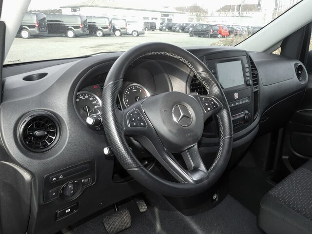 MERCEDES-BENZ Vito 116TourerPro ,Extralang,2xKlima,Kamera,AHK - Personentransporter: das Bild 5 MERCEDES-BENZ Vito 116TourerPro ,Extralang,2xKlima,Kamera,AHK - Personentransporter: das Bild 5