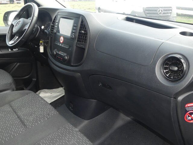 MERCEDES-BENZ Vito 116TourerPro ,Extralang,2xKlima,Kamera,AHK - Personentransporter: das Bild 3 MERCEDES-BENZ Vito 116TourerPro ,Extralang,2xKlima,Kamera,AHK - Personentransporter: das Bild 3