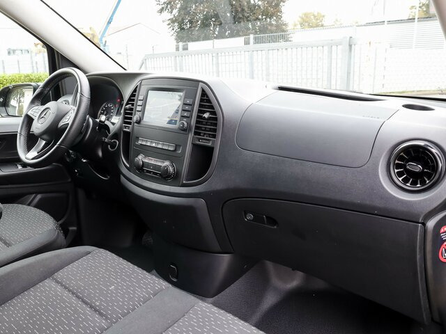 MERCEDES-BENZ Vito 116TourerPro ,Extralang,2xKlima,Kamera,AHK... - Personentransporter: das Bild 4 MERCEDES-BENZ Vito 116TourerPro ,Extralang,2xKlima,Kamera,AHK... - Personentransporter: das Bild 4