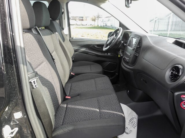 MERCEDES-BENZ Vito 116TourerPro ,Extralang,2xKlima,Kamera,AHK - Kleinbus, Personentransporter: das Bild 2 MERCEDES-BENZ Vito 116TourerPro ,Extralang,2xKlima,Kamera,AHK - Kleinbus, Personentransporter: das Bild 2