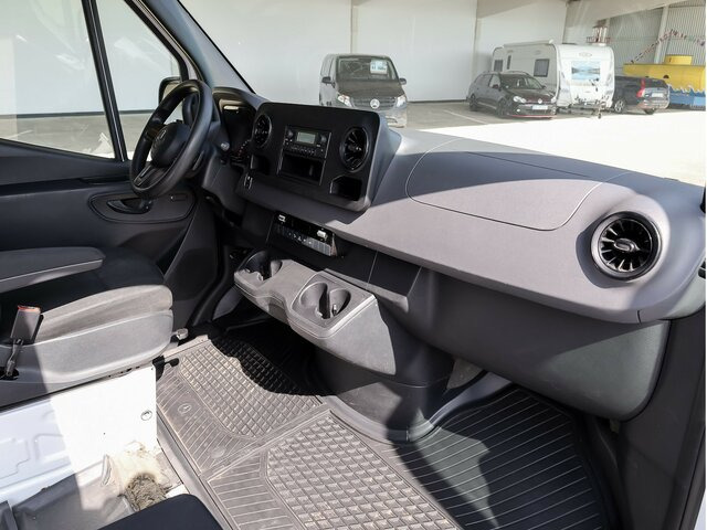 MERCEDES-BENZ eSprinter 312 Kasten FWD,3.924mm Radstand - Kastenwagen, Elektro-Transporter: das Bild 5 MERCEDES-BENZ eSprinter 312 Kasten FWD,3.924mm Radstand - Kastenwagen, Elektro-Transporter: das Bild 5