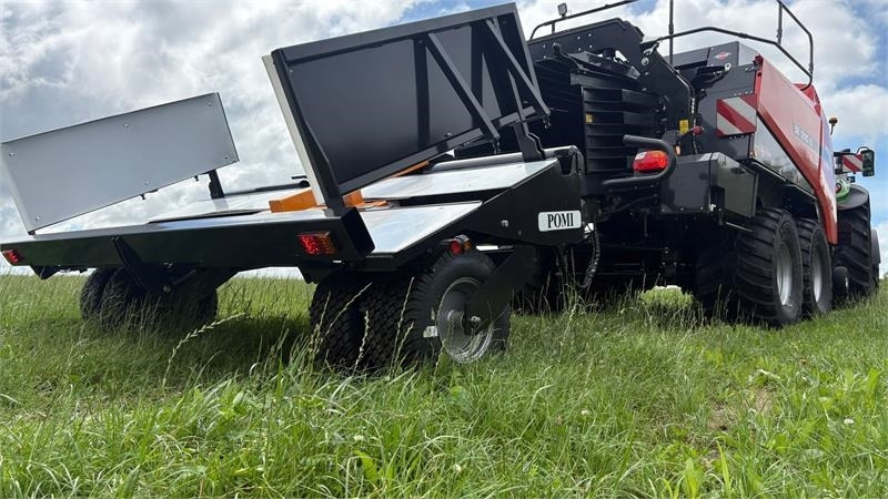 Pomi Ballesamlevogn Fabriksny - Landwirtschaftlicher Anhänger: das Bild 1 Pomi Ballesamlevogn Fabriksny - Landwirtschaftlicher Anhänger: das Bild 1