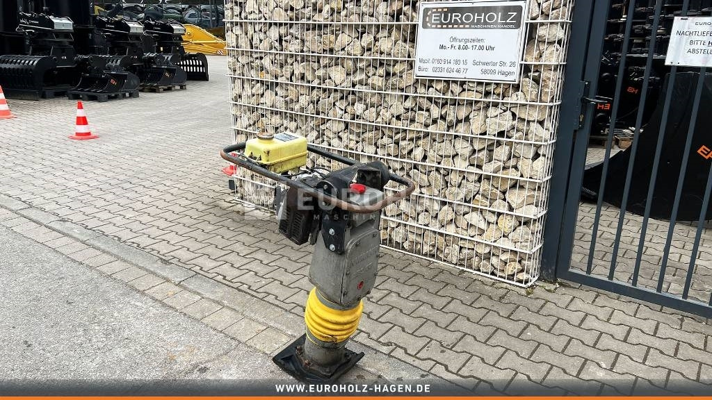 Ammann Vibrationsstampfer ABS 68 - Rüttelplatte: das Bild 3 Ammann Vibrationsstampfer ABS 68 - Rüttelplatte: das Bild 3