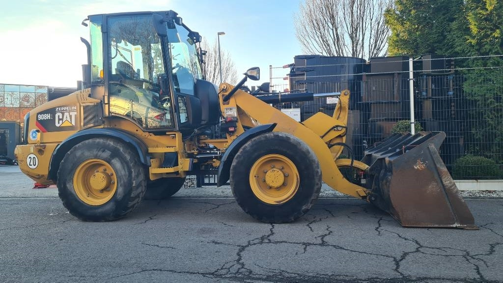 CAT 908 H2 hydr. Schnellwechsler 3. Steuerkreis Allrad - Radlader: das Bild 1 CAT 908 H2 hydr. Schnellwechsler 3. Steuerkreis Allrad - Radlader: das Bild 1