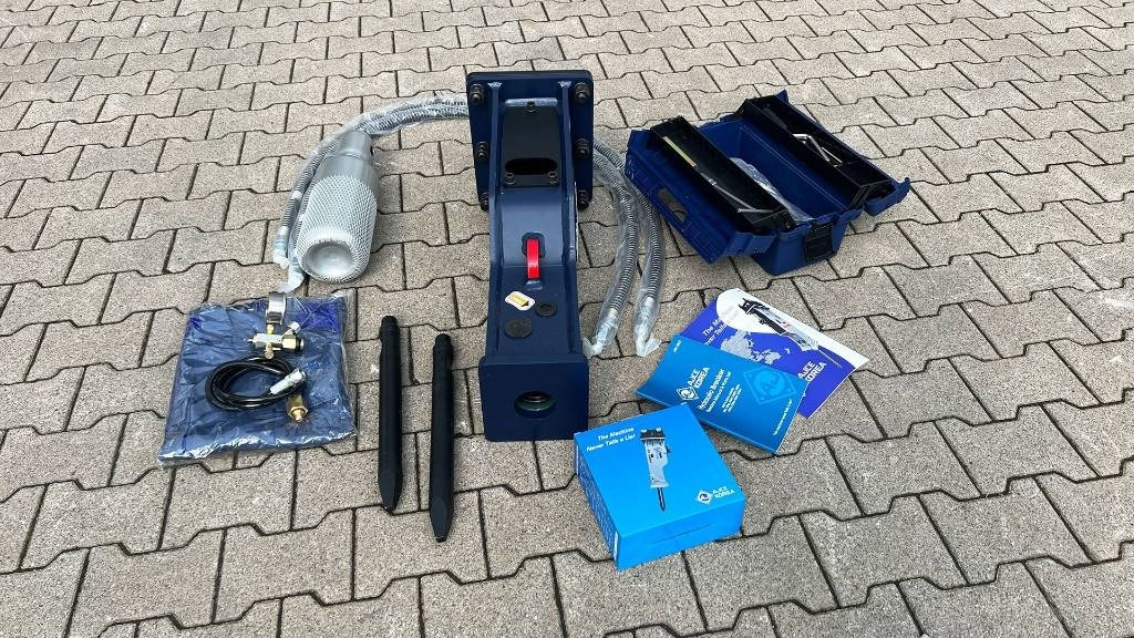 Hydraulikhammer für Baumaschine, Zustand - NEU Hydraulikhammer AJCE 100M ohne Aufnahme: das Bild 8