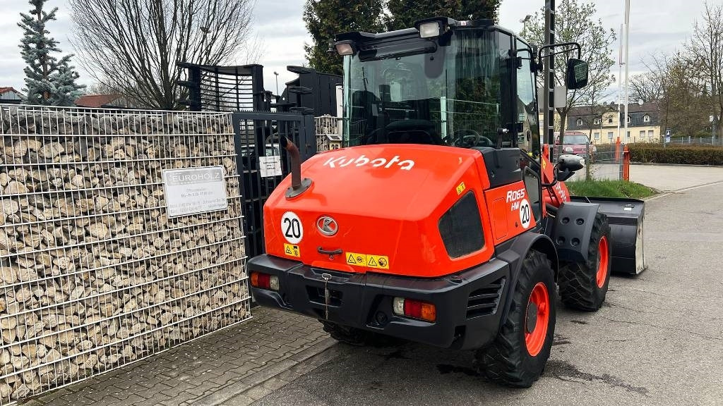 Radlader Kubota R 065, Radlader, hydr. Schnellwechsler, Schaufel: das Bild 15