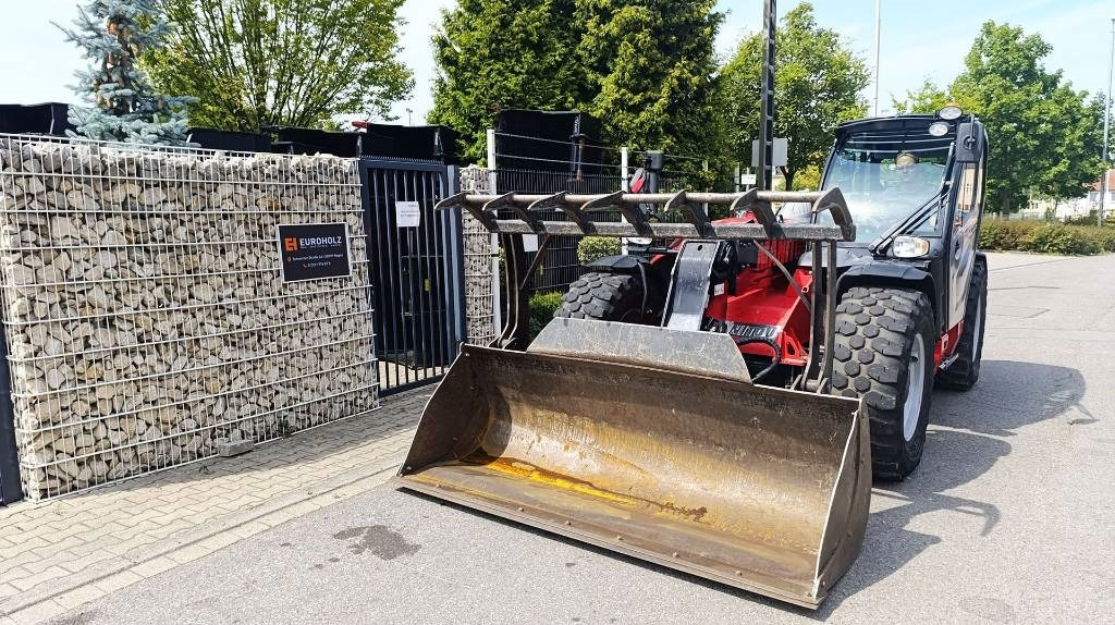 Manitou Teleskoplader 737, Allrad, 7 m und 3.7 t, Klima, - Teleskoplader: das Bild 2 Manitou Teleskoplader 737, Allrad, 7 m und 3.7 t, Klima, - Teleskoplader: das Bild 2
