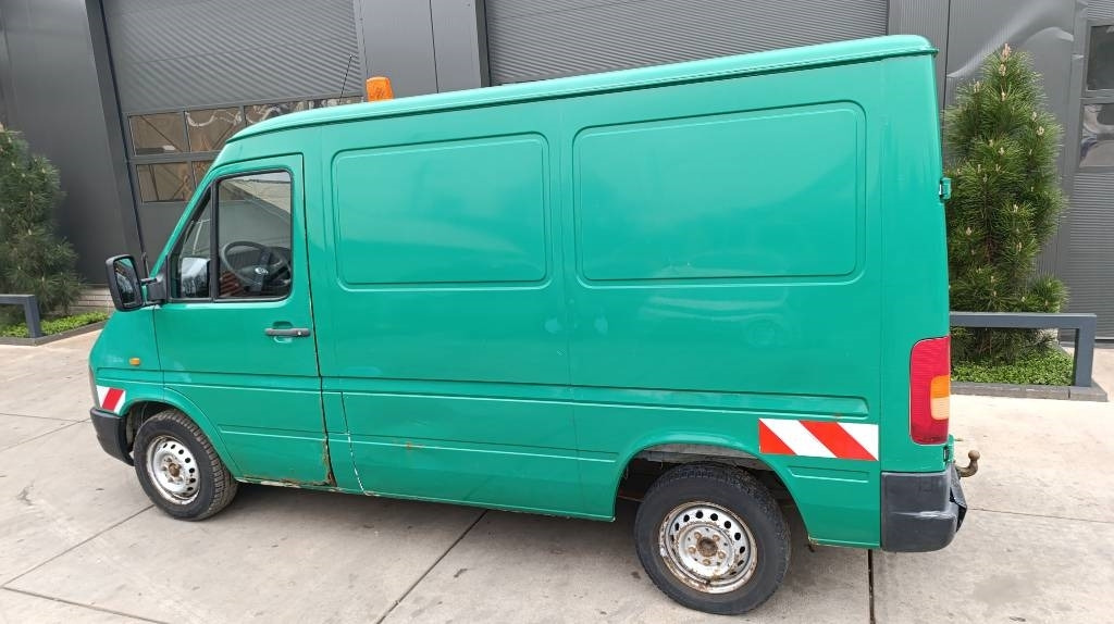 Volkswagen LT 28 Kastenwagen Werkstattsschränke Motorschaden - Koffer Transporter: das Bild 4 Volkswagen LT 28 Kastenwagen Werkstattsschränke Motorschaden - Koffer Transporter: das Bild 4
