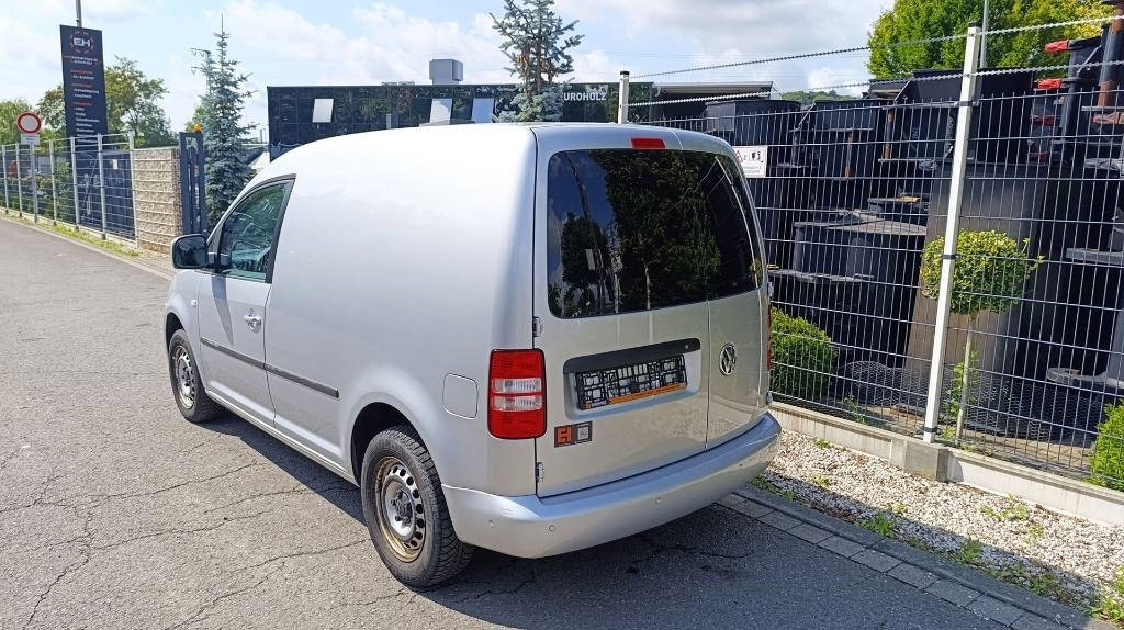 Koffer Transporter Volkswagen VW Caddy, Transporter, Werkstattschränke, Webasto: das Bild 14