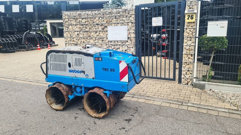 Weber TRC 86, Grabenwalze mit Fernbedienung, nur 101 Bh - Rüttelplatte: das Bild 5 Weber TRC 86, Grabenwalze mit Fernbedienung, nur 101 Bh - Rüttelplatte: das Bild 5