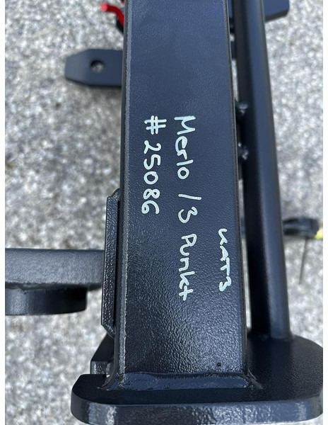 Big Adapter Merlo auf Dreipunkt Aufnahme - Anbauteil: das Bild 5 Big Adapter Merlo auf Dreipunkt Aufnahme - Anbauteil: das Bild 5