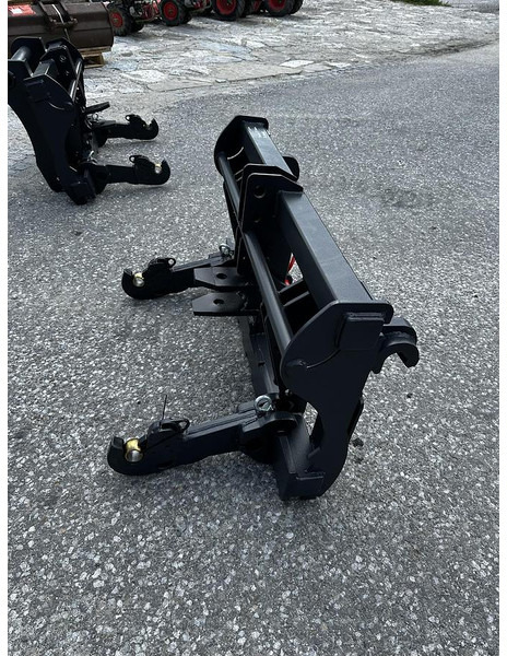 Big Adapter Merlo auf Dreipunkt Aufnahme - Anbauteil: das Bild 3 Big Adapter Merlo auf Dreipunkt Aufnahme - Anbauteil: das Bild 3