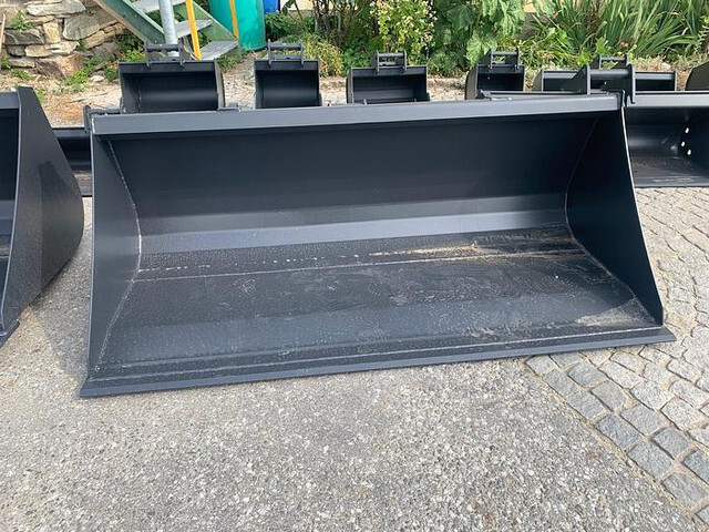 Big Schwergutschaufel 200 cm mit Euro Aufnahme - Anbauteil: das Bild 1 Big Schwergutschaufel 200 cm mit Euro Aufnahme - Anbauteil: das Bild 1