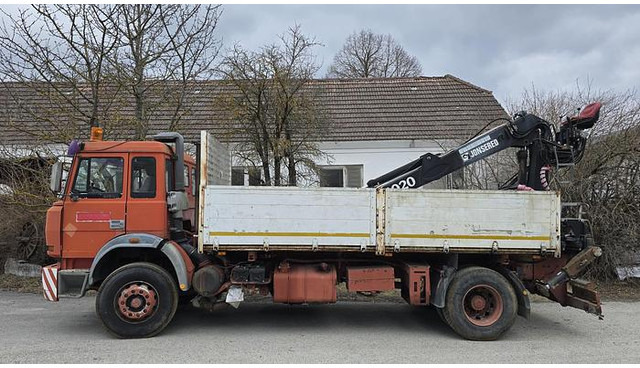 Baumaschine Iveco 190-36 Kipper: das Bild 1