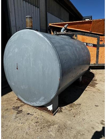 Big 5000l Dieseltankstelle, doppelwandig - Kraftstofftank: das Bild 3 Big 5000l Dieseltankstelle, doppelwandig - Kraftstofftank: das Bild 3