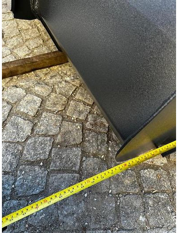 Big Schwergutschaufel 240 cm mit Merlo ZM2 Aufnahme - Schaufel: das Bild 5 Big Schwergutschaufel 240 cm mit Merlo ZM2 Aufnahme - Schaufel: das Bild 5