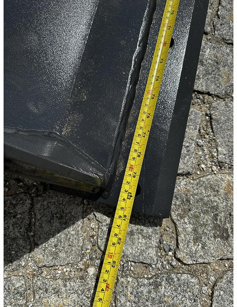 Big Volumenschaufel 200cm mit Liebherr 509 Aufnahme - Schaufel: das Bild 5 Big Volumenschaufel 200cm mit Liebherr 509 Aufnahme - Schaufel: das Bild 5