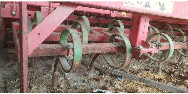 Gaspardo MC400 Säkombination - Sätechnik: das Bild 5 Gaspardo MC400 Säkombination - Sätechnik: das Bild 5