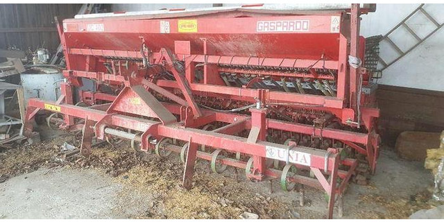 Gaspardo MC400 Säkombination - Sätechnik: das Bild 3 Gaspardo MC400 Säkombination - Sätechnik: das Bild 3