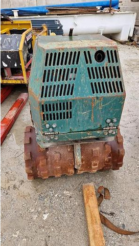 Rammax RW1504 Grabenwalze - Ackerwalze: das Bild 3 Rammax RW1504 Grabenwalze - Ackerwalze: das Bild 3