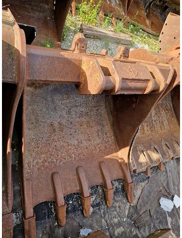 Tieflöffel 115 cm Arbeitsbreite mit Volvo Aufnahme - Schaufel: das Bild 1 Tieflöffel 115 cm Arbeitsbreite mit Volvo Aufnahme - Schaufel: das Bild 1