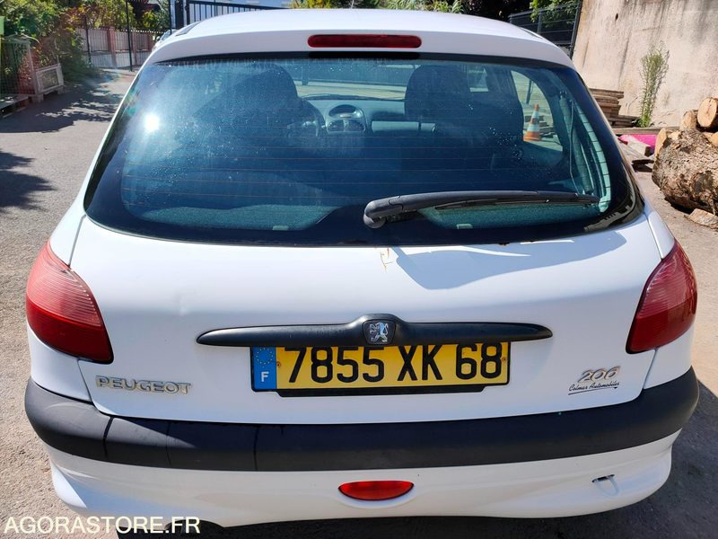 206 SP XRP 1.4L - PKW: das Bild 2 206 SP XRP 1.4L - PKW: das Bild 2