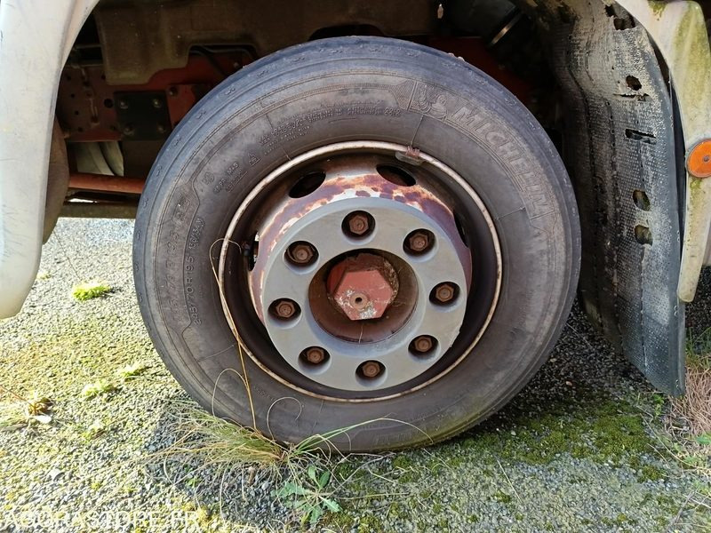 2429-XW-17 Iveco ML 120E - Kastenwagen: das Bild 4 2429-XW-17 Iveco ML 120E - Kastenwagen: das Bild 4