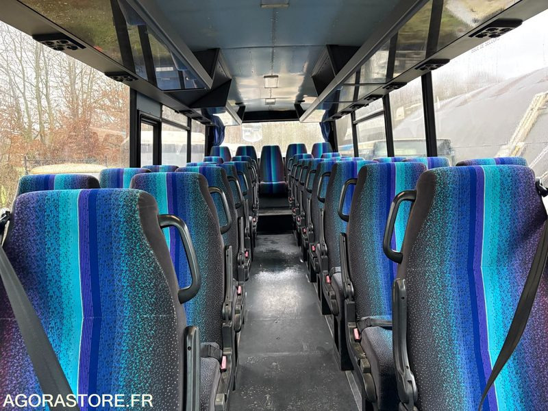 AUTOCAR RENAULT MEDIUM 36 PL - Schulbus: das Bild 3 AUTOCAR RENAULT MEDIUM 36 PL - Schulbus: das Bild 3