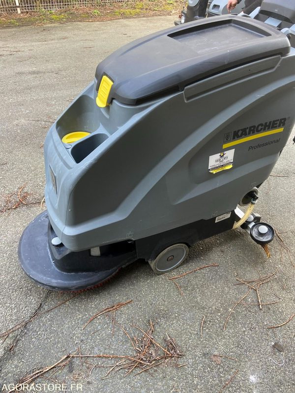 AUTOLAVEUSE AUTOTRACTEE KARCHER - 2019 - Scheuersaugmaschine: das Bild 3 AUTOLAVEUSE AUTOTRACTEE KARCHER - 2019 - Scheuersaugmaschine: das Bild 3