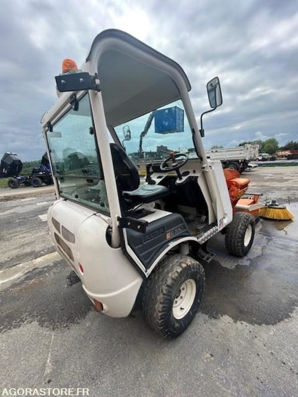 BALAYEUSE/RAMASSEUSE AUSA BD202HL 2015 212 HEURES - Kehrmaschine: das Bild 5 BALAYEUSE/RAMASSEUSE AUSA BD202HL 2015 212 HEURES - Kehrmaschine: das Bild 5