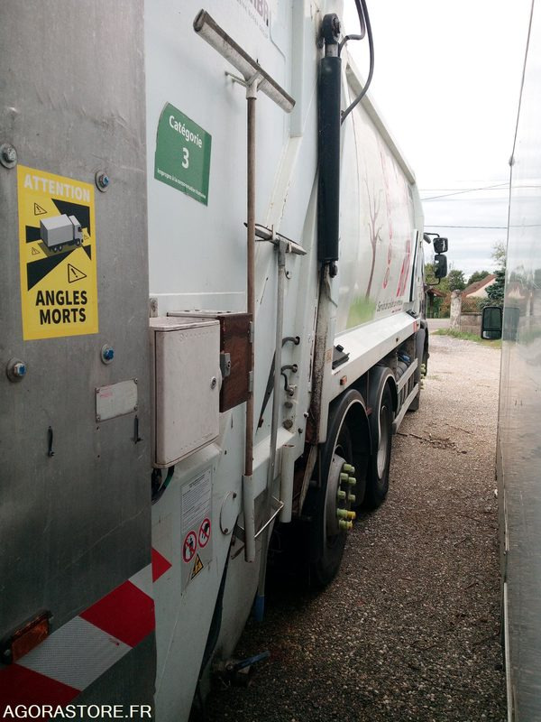 Bom Renault 320DXI - Müllwagen: das Bild 4 Bom Renault 320DXI - Müllwagen: das Bild 4