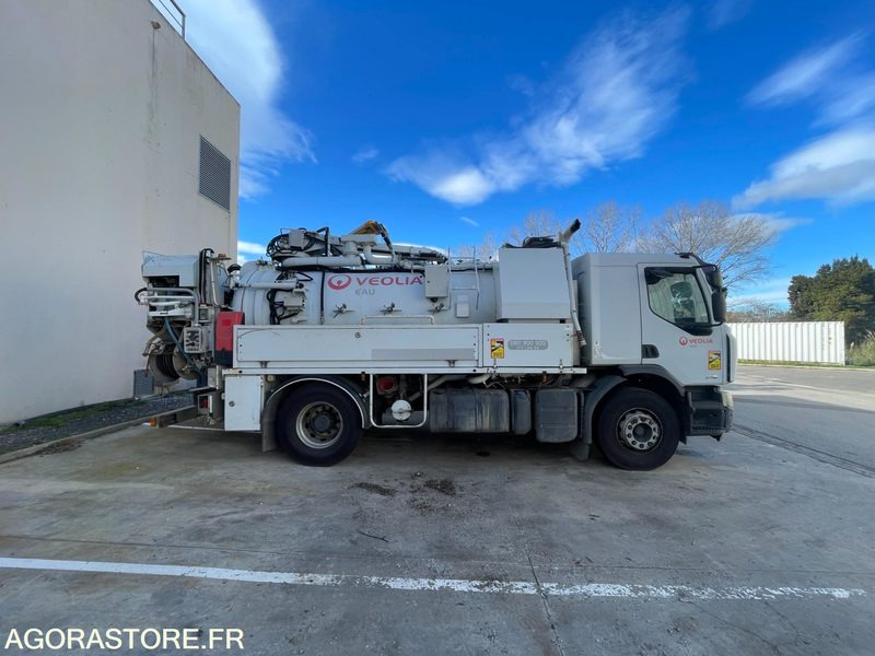 CAMION RENAULT19 HYDROCURER HUWER - 2018 / 341 258 KM - Saug-/ Spülfahrzeug: das Bild 2 CAMION RENAULT19 HYDROCURER HUWER - 2018 / 341 258 KM - Saug-/ Spülfahrzeug: das Bild 2