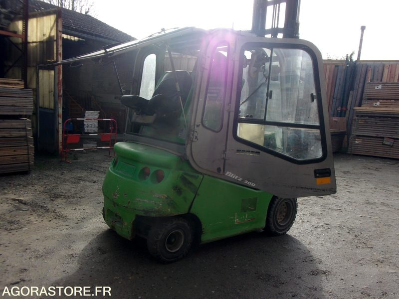 CHARIOT ÉLÉVATEUR 3 TONNES POSITIONNEUR DE FOURCHES  ELECTRIQUE CESAB – Finanzierungsleasing CHARIOT ÉLÉVATEUR 3 TONNES POSITIONNEUR DE FOURCHES  ELECTRIQUE CESAB: das Bild 18