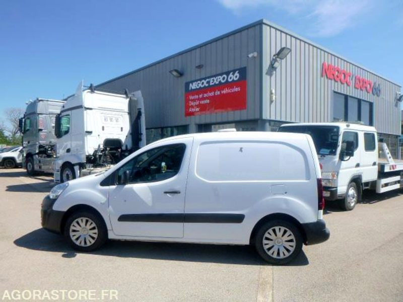 CITROEN BERLINGO UTILITAIRE BOITE AUTO - 2018 - 166 500KM - Kleintransporter: das Bild 3 CITROEN BERLINGO UTILITAIRE BOITE AUTO - 2018 - 166 500KM - Kleintransporter: das Bild 3