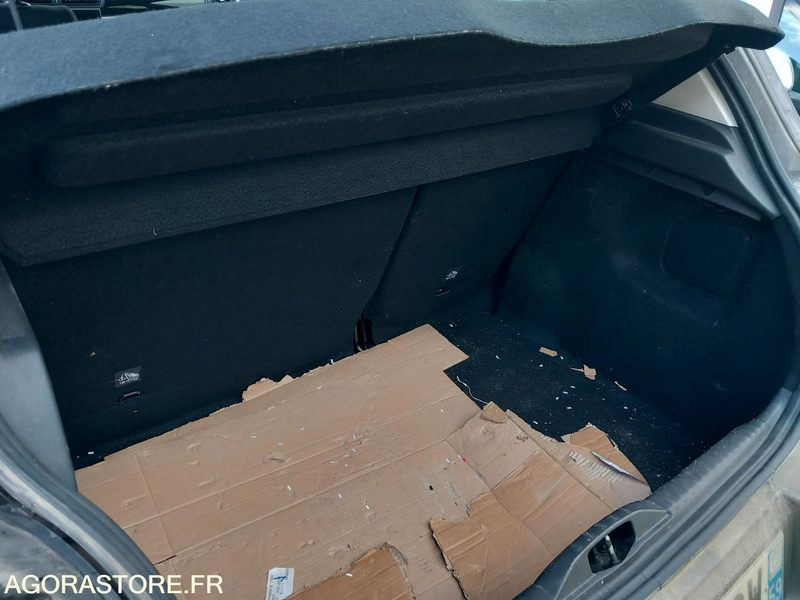 CITROEN C3 1.2 PTEC 130560 kms 2018 - PKW: das Bild 4 CITROEN C3 1.2 PTEC 130560 kms 2018 - PKW: das Bild 4