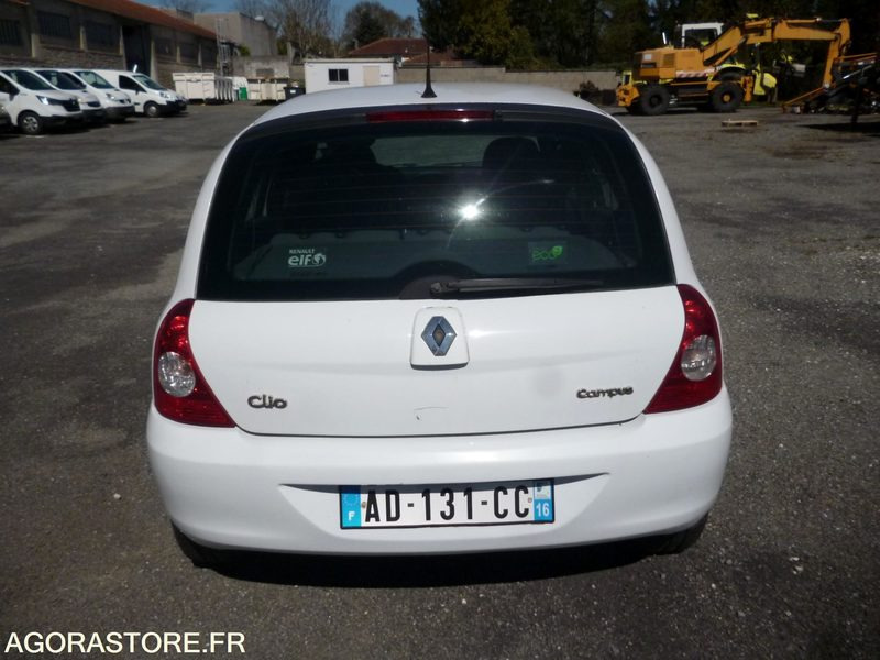 CLIO 2 ESSENCE - PKW: das Bild 3 CLIO 2 ESSENCE - PKW: das Bild 3