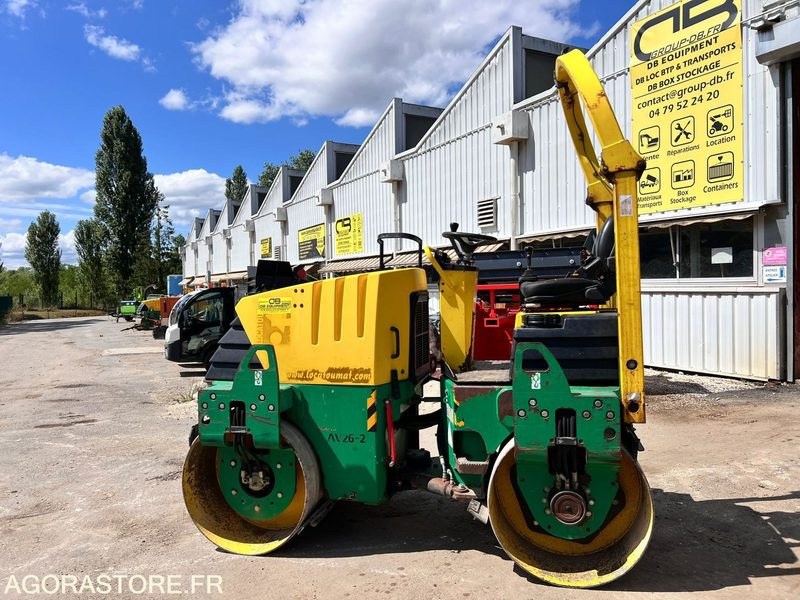 COMPACTEUR AMMANN AV26-2 ROULEAU TANDEM VIBRANT ARTICULÉ - ANNÉE 2008 - 1765 H - Walzen: das Bild 3 COMPACTEUR AMMANN AV26-2 ROULEAU TANDEM VIBRANT ARTICULÉ - ANNÉE 2008 - 1765 H - Walzen: das Bild 3