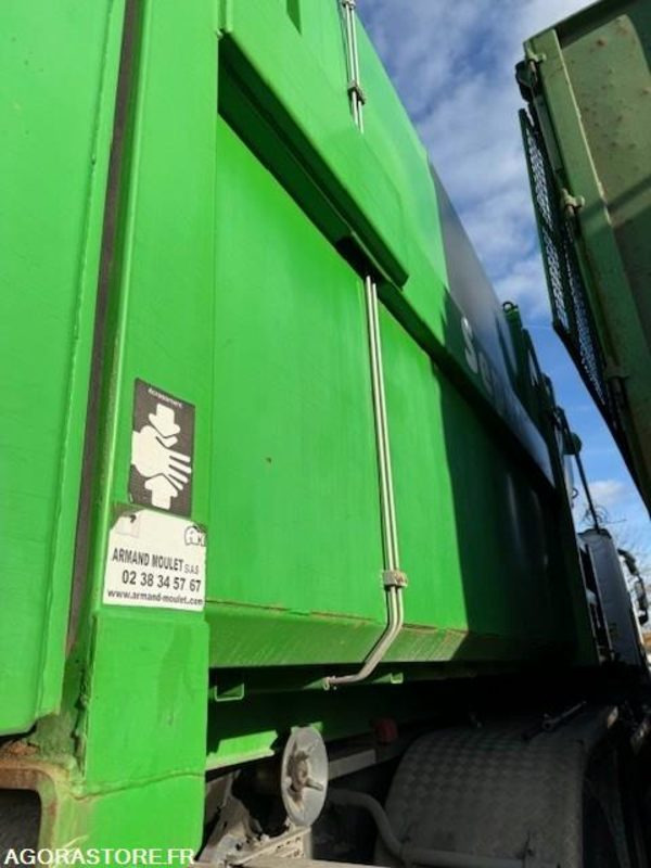 COMPACTEUR MONOBLOC EMBARQUE ARMAND MOULET - Werkzeug/ Gerät: das Bild 5 COMPACTEUR MONOBLOC EMBARQUE ARMAND MOULET - Werkzeug/ Gerät: das Bild 5