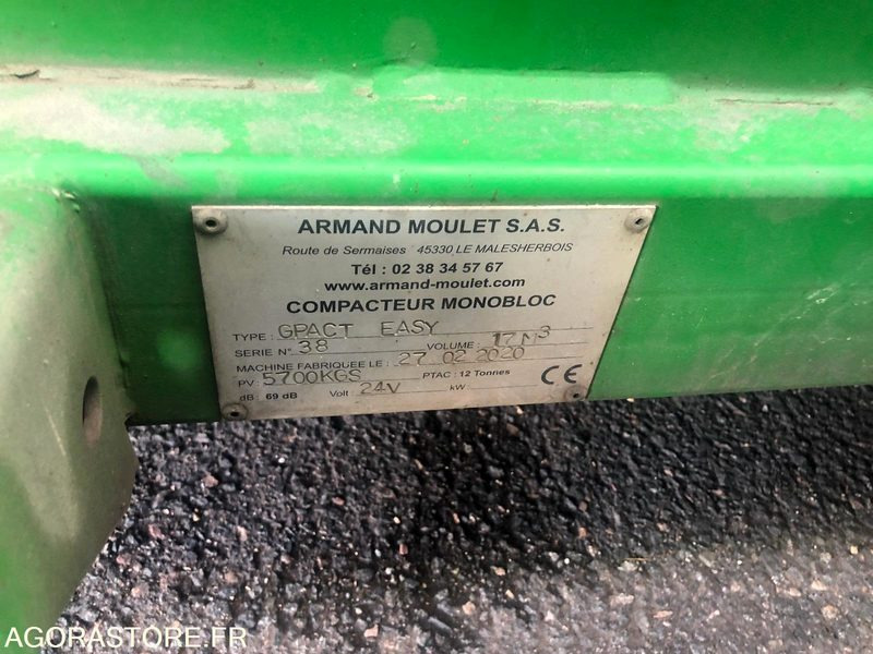 COMPACTEUR MONOBLOC EMBARQUE - Werkzeug/ Gerät: das Bild 1 COMPACTEUR MONOBLOC EMBARQUE - Werkzeug/ Gerät: das Bild 1