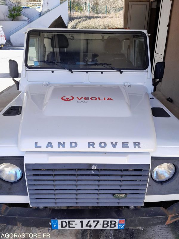 Camion hydrocureur LAND ROVER Defender - 2014 / 142 462 KM - Pick-up: das Bild 3 Camion hydrocureur LAND ROVER Defender - 2014 / 142 462 KM - Pick-up: das Bild 3