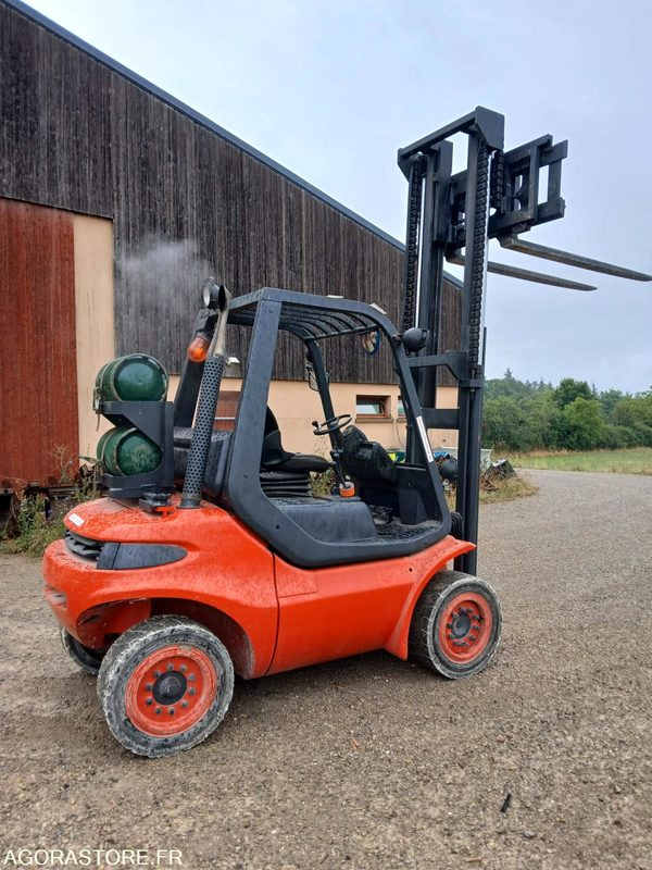 Chariot élévateur Fenwick Linde H35T 3.5T - Treibgasstapler: das Bild 1 Chariot élévateur Fenwick Linde H35T 3.5T - Treibgasstapler: das Bild 1