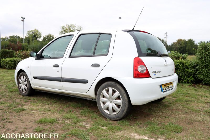 Clio 2 diesel - PKW: das Bild 4 Clio 2 diesel - PKW: das Bild 4