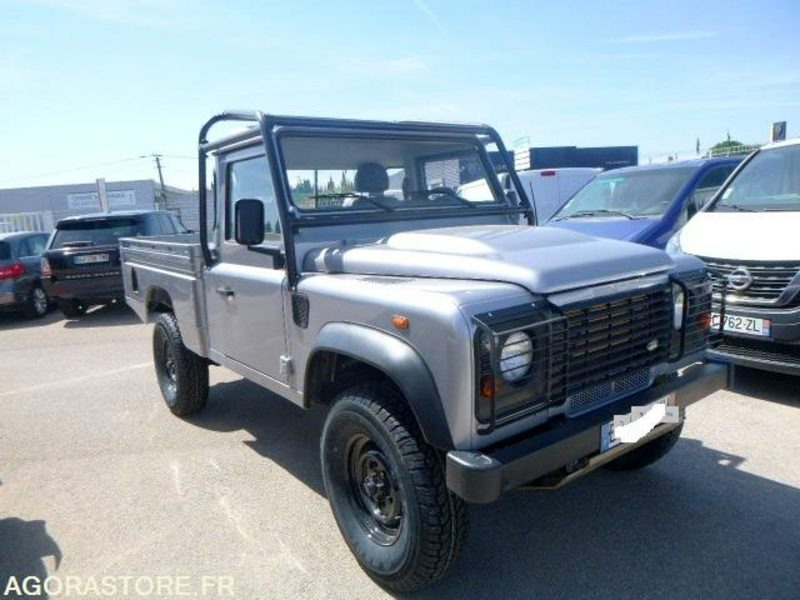 DEFENDER -Land Rover - 2011 - 131930km - 122ch - BON ETAT - SUV/ Geländewagen: das Bild 1 DEFENDER -Land Rover - 2011 - 131930km - 122ch - BON ETAT - SUV/ Geländewagen: das Bild 1