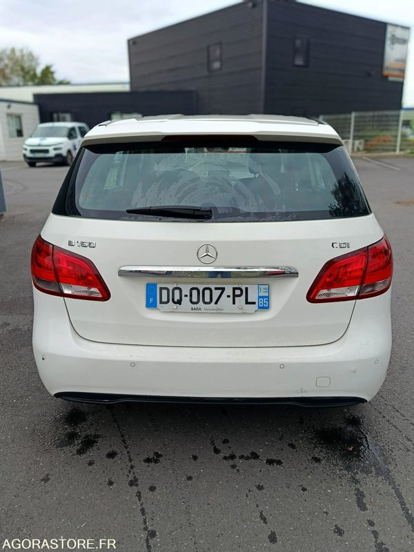 DQ-007-PL - Non Roulant - MERCEDES CLASSE B 160 - BVA - VP - 353 523 Kms - PKW: das Bild 4 DQ-007-PL - Non Roulant - MERCEDES CLASSE B 160 - BVA - VP - 353 523 Kms - PKW: das Bild 4