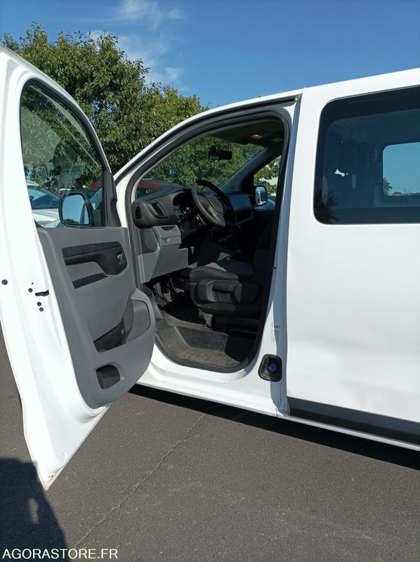 ET-832-VE - Roulant - VP - CITROEN JUMPY SPACE TOURER - 9 PLACES - 237 345 Kms - Kleinbus, Personentransporter: das Bild 4 ET-832-VE - Roulant - VP - CITROEN JUMPY SPACE TOURER - 9 PLACES - 237 345 Kms - Kleinbus, Personentransporter: das Bild 4